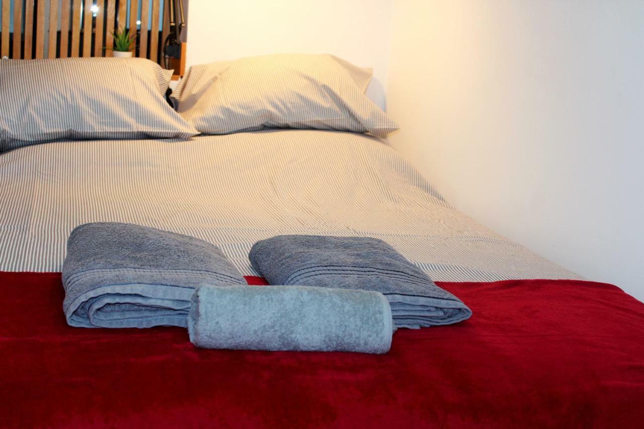 * 5 Star Apartment In Historic District * Walk 2 Alfama! Lisabona Exterior foto