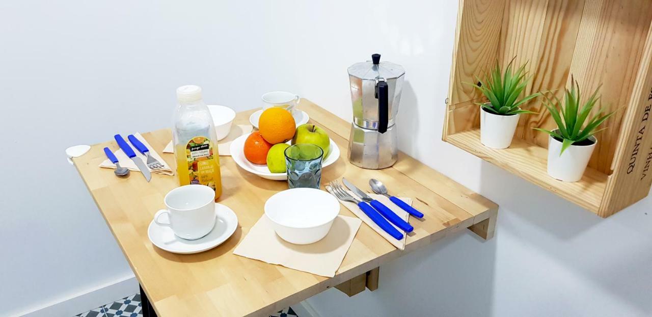 * 5 Star Apartment In Historic District * Walk 2 Alfama! Lisabona Exterior foto